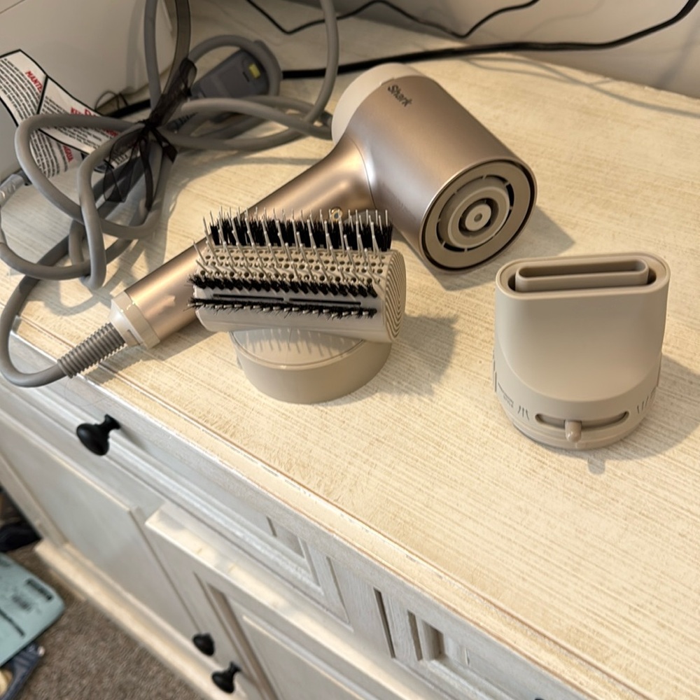 Shark Hair Dryer Hyper Air
